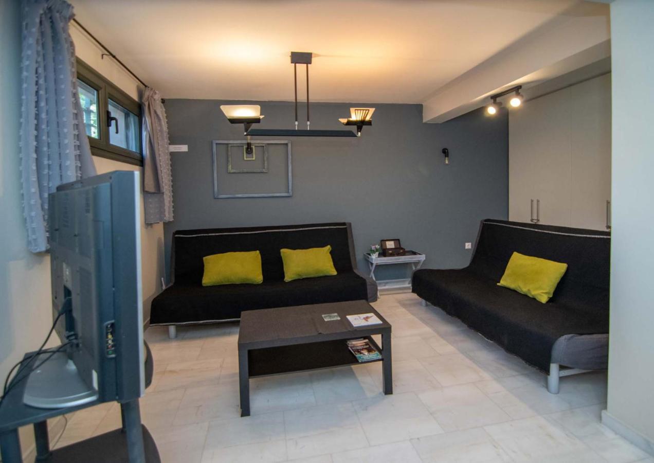 Nafplio Cozy Apartment- Ιδιωτικό Parking Esterno foto