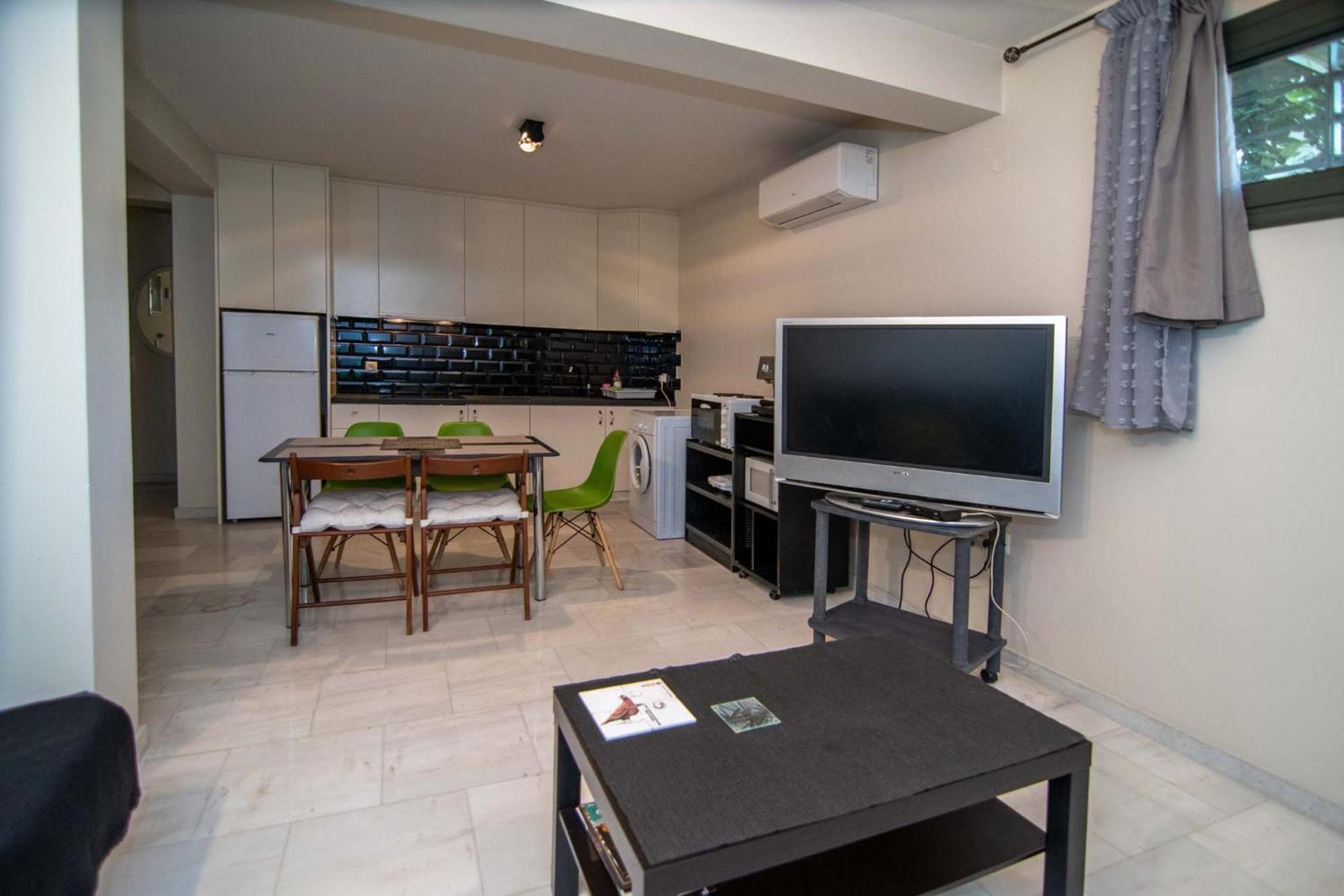 Nafplio Cozy Apartment- Ιδιωτικό Parking Esterno foto